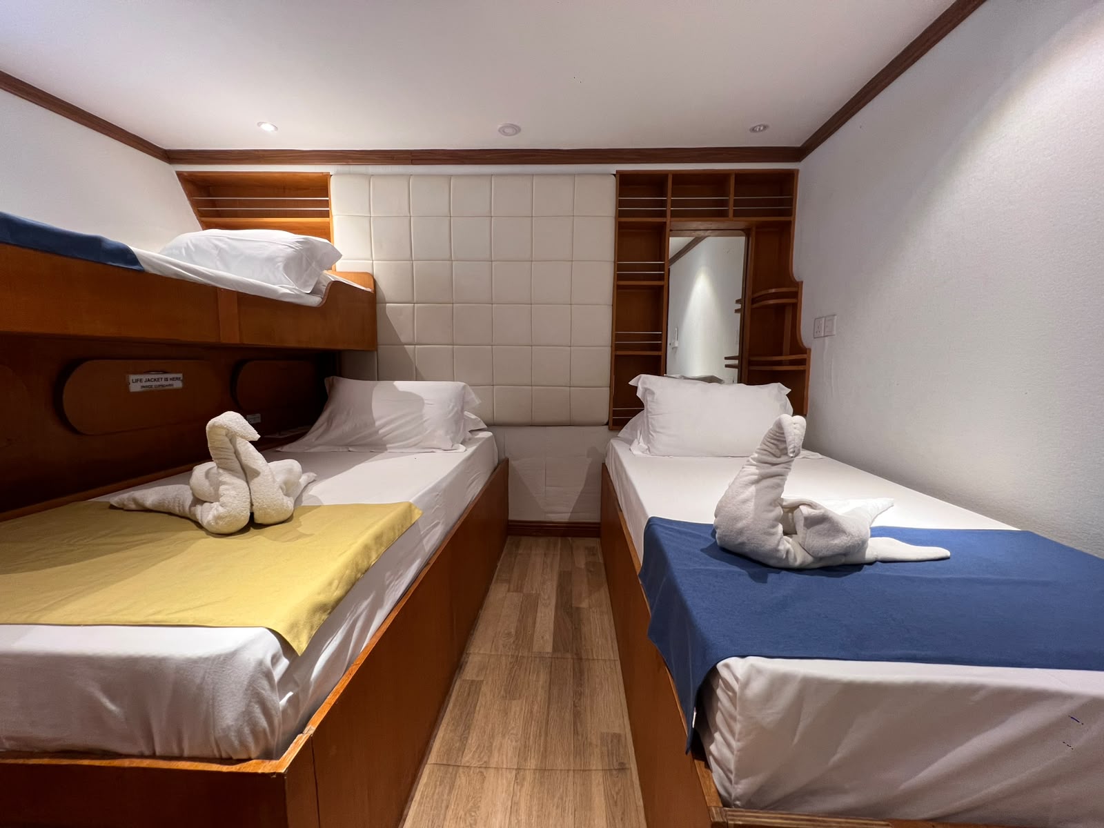 Standard cabin cabin